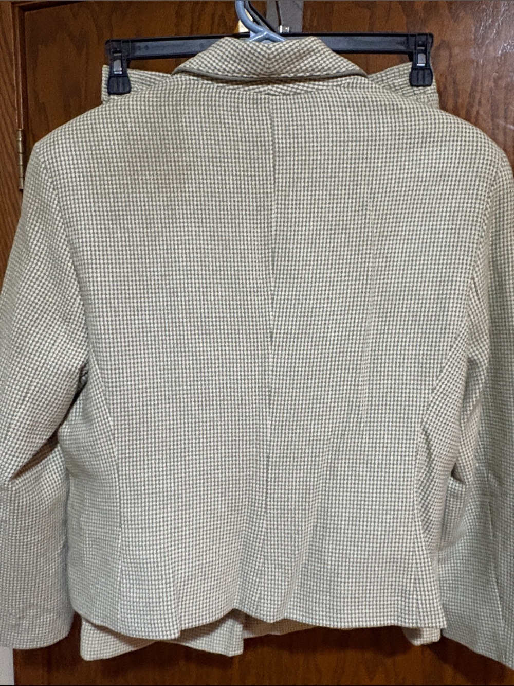 Vintage wool blend jacket and skirt - Picture 11 of 12